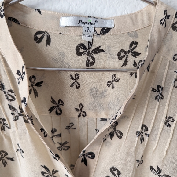 Papaya Bow Print Blouse - Picture 3 of 4